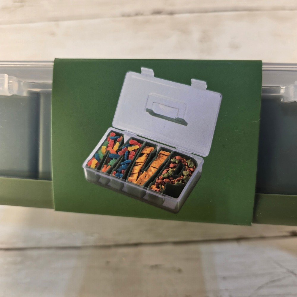 Cook With Color MVP Snack Box Divided Serving Tray On-The-Go Snackle Box Green - Picture 3 of 5